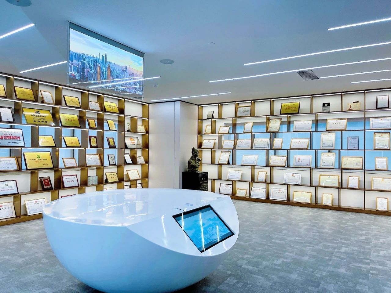 1722399254982543.jpg 4.jpg